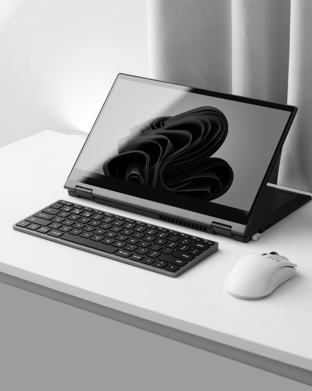 10 Innovative Ways to Transform Your Artwork into Stunning Vector Graphics